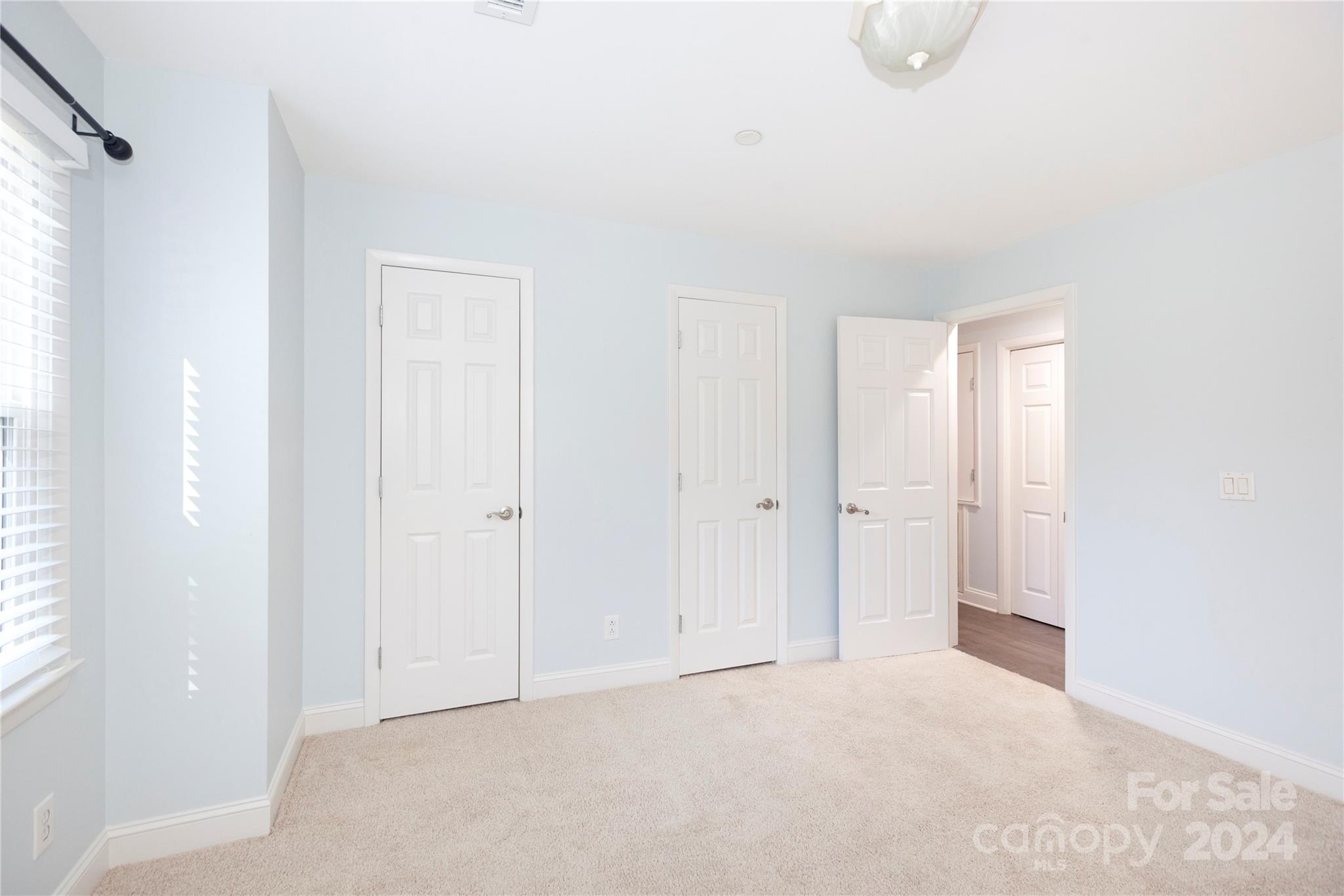 Emerald Point - Residential