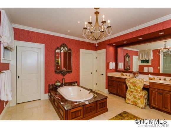 Lake Toxaway Estates - Residential