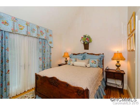 Lake Toxaway Estates - Residential