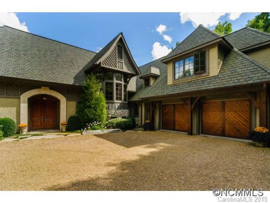 INCREDIBLE OPPORTUNITY to own one of the most magnificent homes in Lake Toxaway at this LOW PRICE! Owners say "SELL!" Immaculately maintained home in PRISTINE condition. Sold "AS IS" only because it is being offered at this unbelievably low price. Lake and mountain views up to 70 miles. Property is gated w/ beautifully landscaped grounds! See list of high-end additional features. High-end Furniture & Furnishings included! The 4000+ ft elevation is just 7 minutes club, marina & all the amenities.