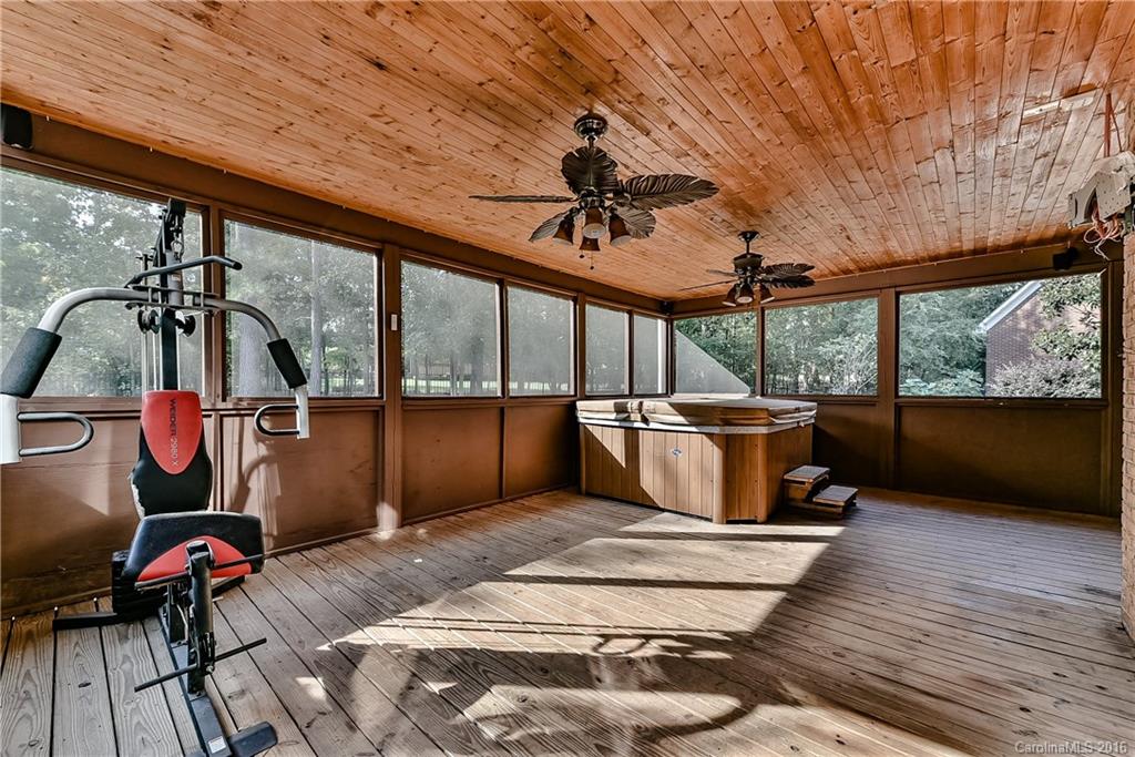 Waterford Glen - Residential