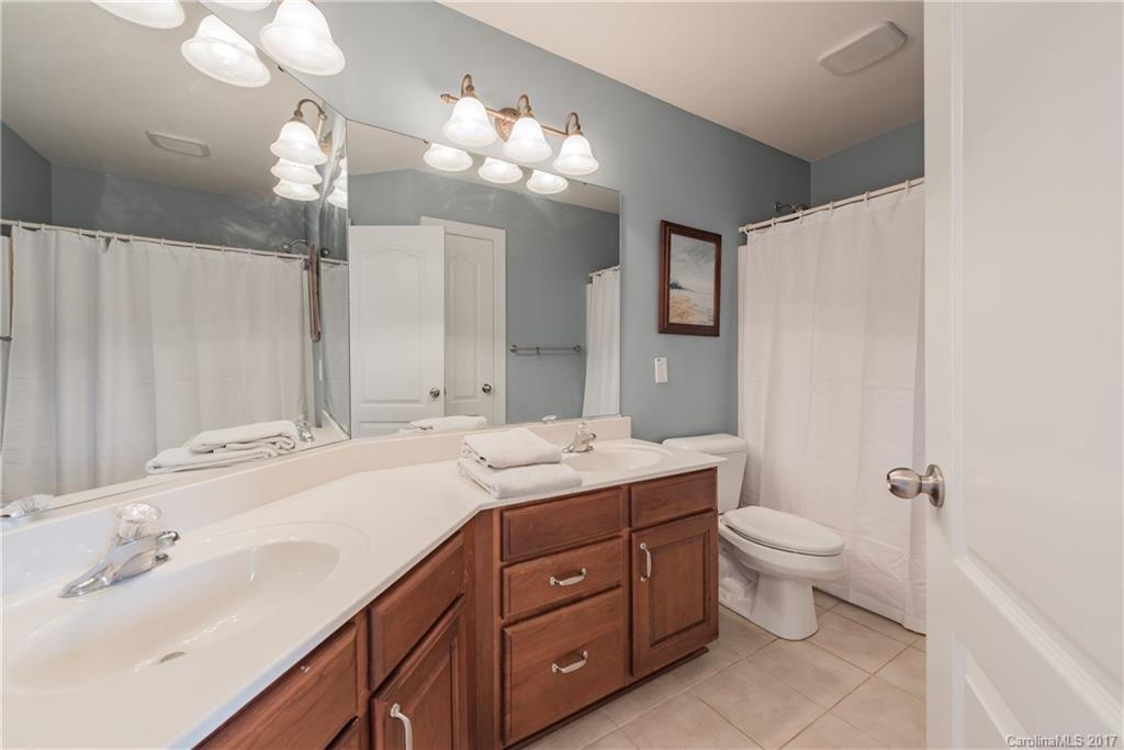 Wesley Oaks - Residential