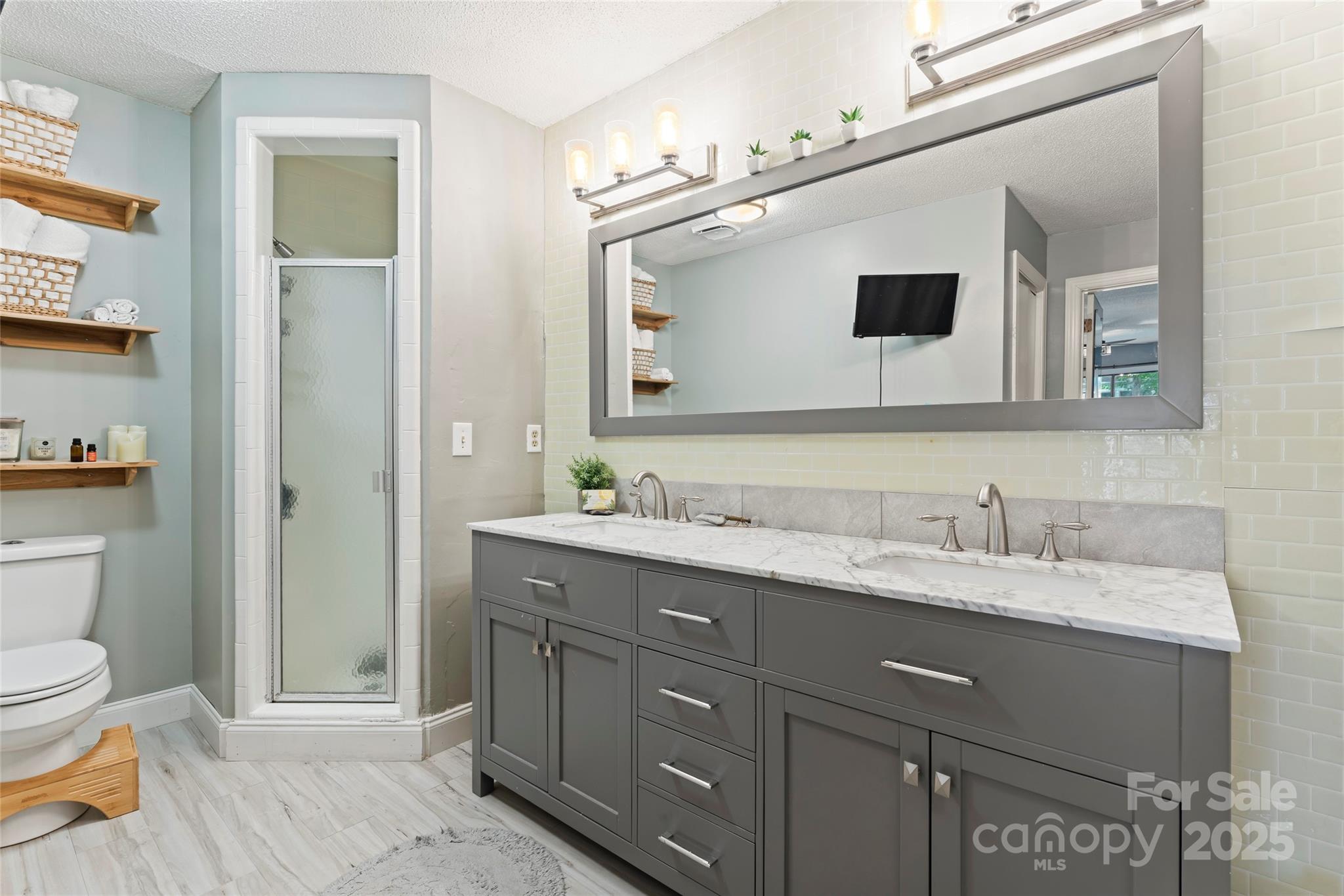 River Hills - Residential