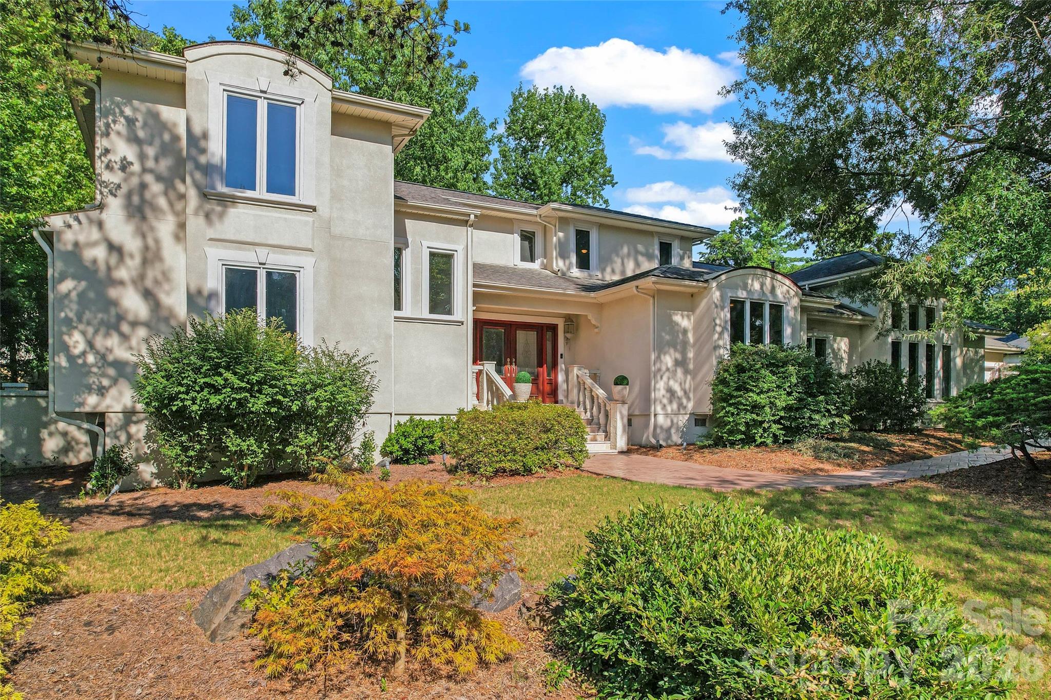 35 Heritage Drive