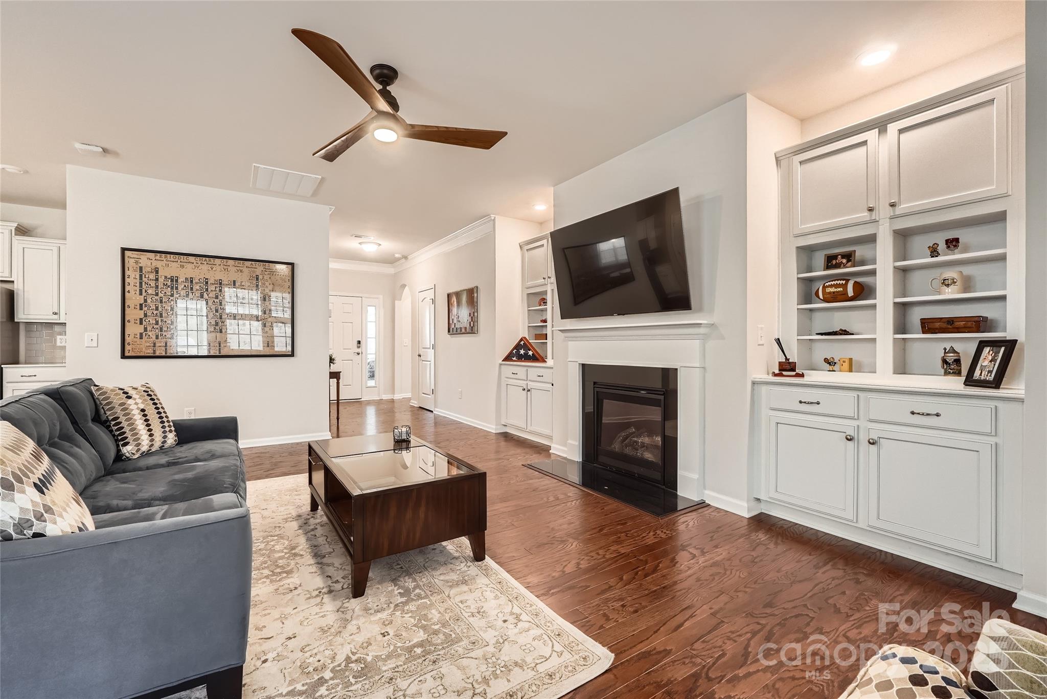 525 Cellini Place