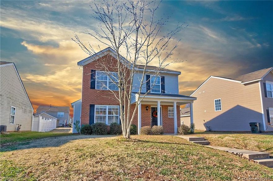 Beautiful, well-maintained home conveniently nestled between Celanese & Cherry amid some of Rock Hill's best shopping & parks. One mile from I-77 for quick commutes to Charlotte/Fort Mill. Home features: Kitchen w/ breakfast area, appliances & decorative counter/stove tile backsplash. Amazing wall-to-wall Berber carpet in family room & bedrooms. Warm fireplace. Walk-in closets. Partial brick veneer exterior. Faux wood blinds. New light fixtures. Fresh paint throughout. Your new home awaits you!