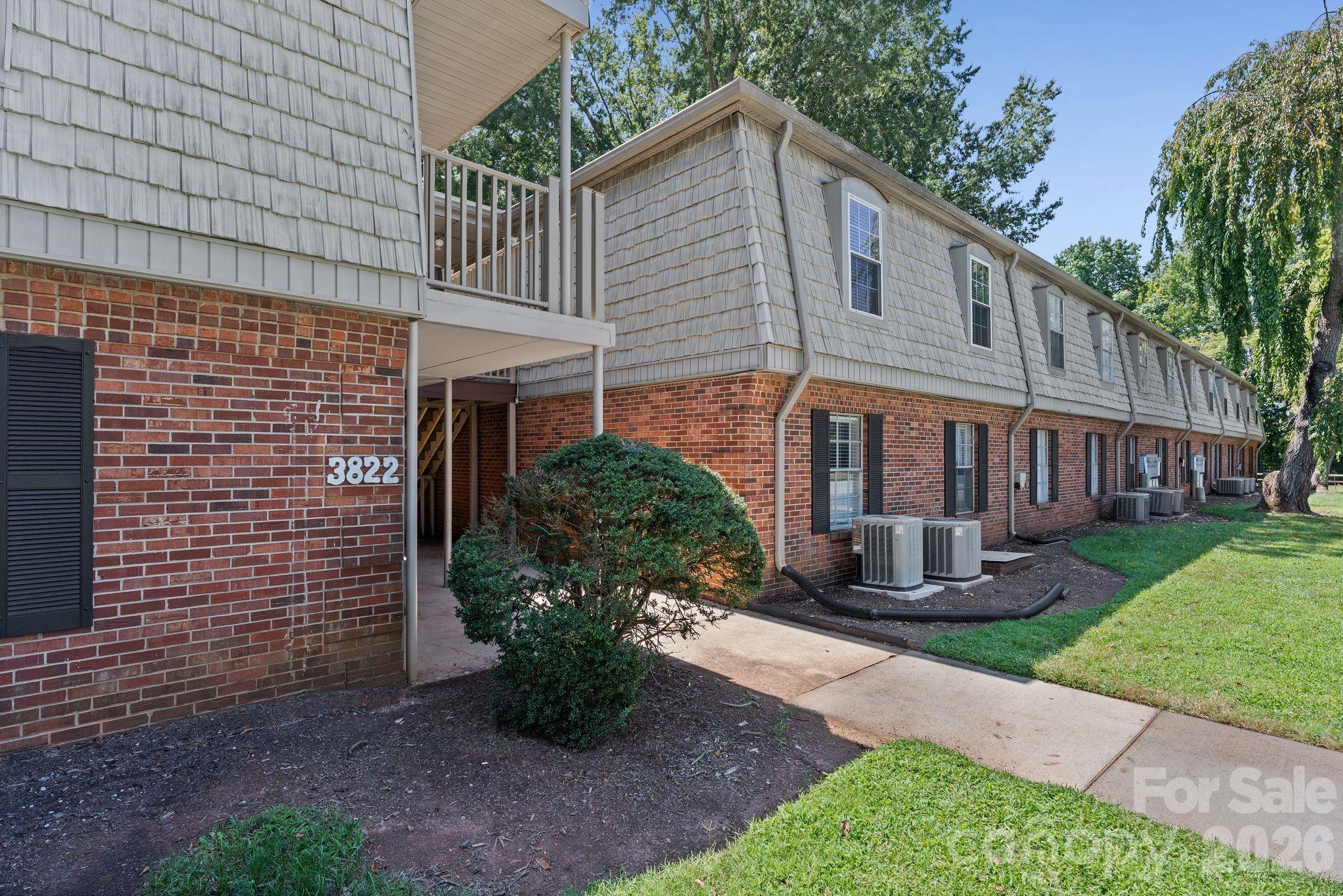 3822 Country Club Road Unit #I