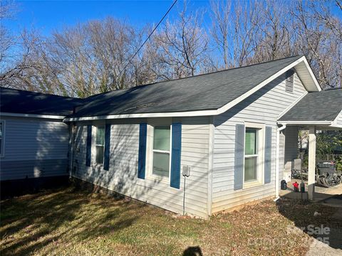 306 Valley Street Stanley NC 28164