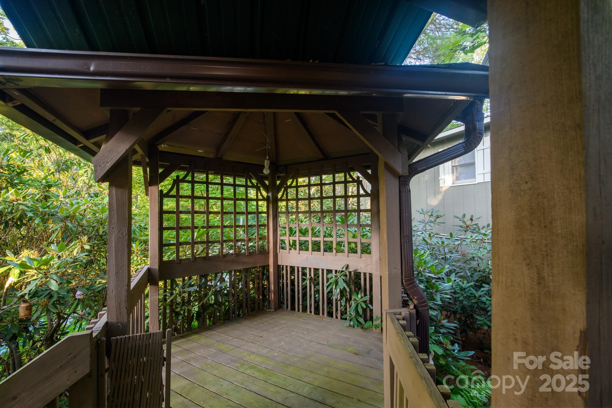 Linville Land Harbor - Residential