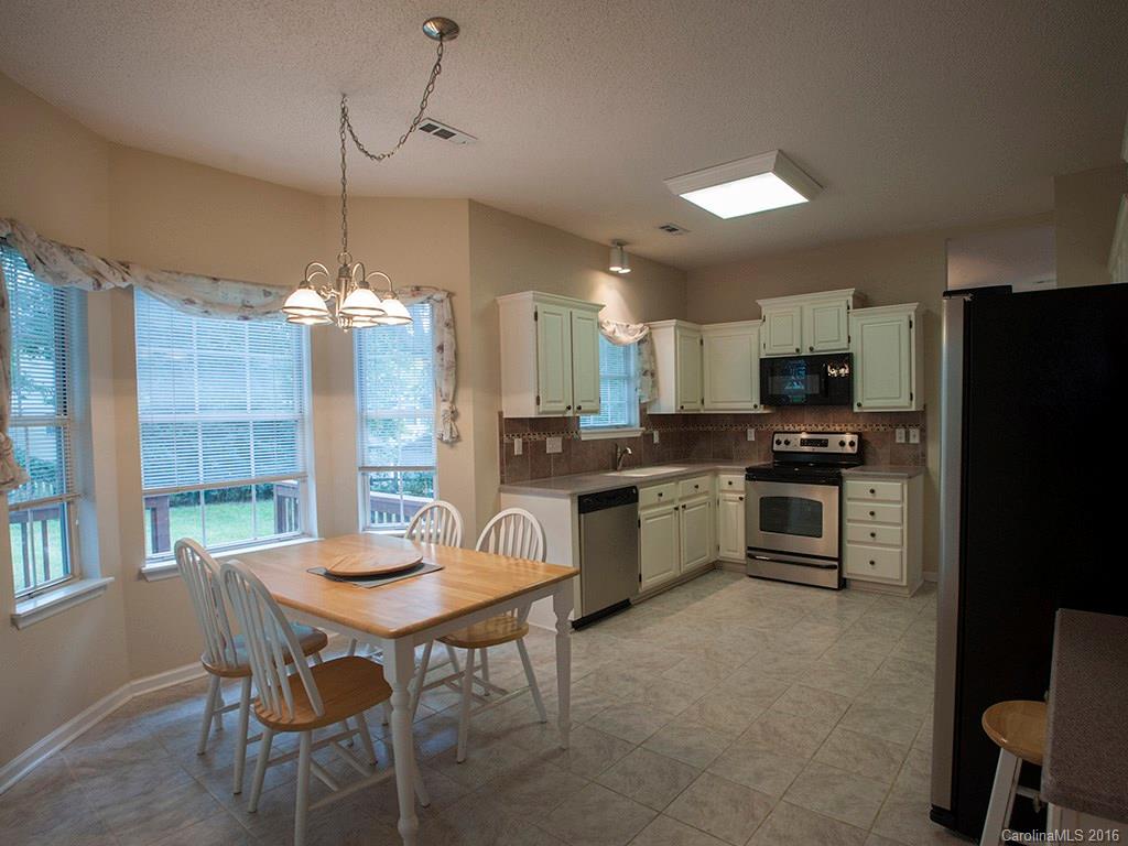 Harris Pointe - Residential