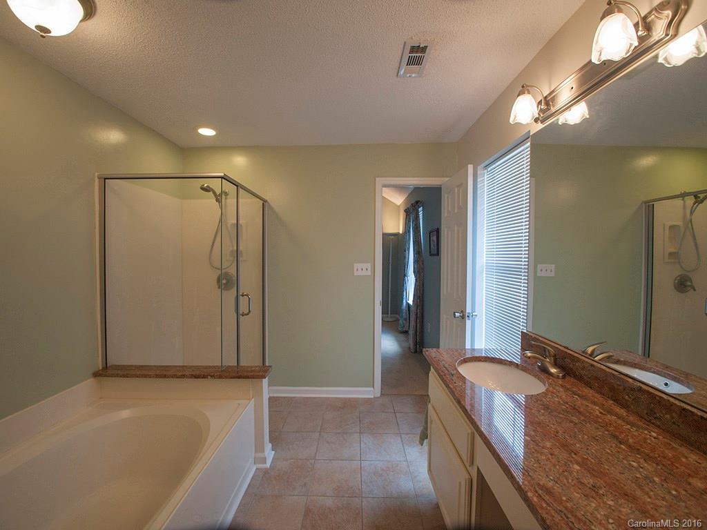 Harris Pointe - Residential