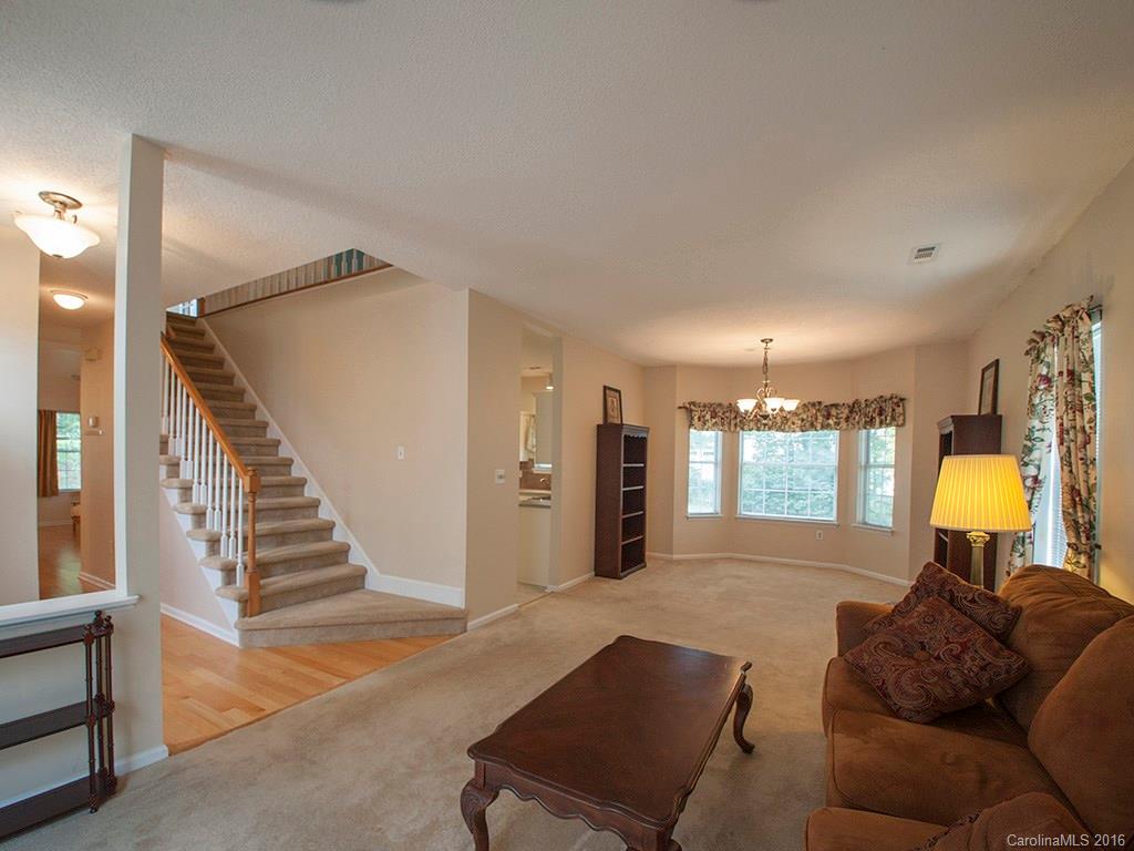 Harris Pointe - Residential