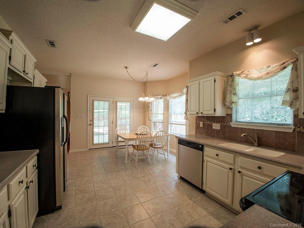 Harris Pointe - Residential