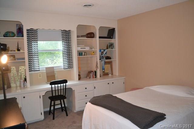 Camelot Woods - Residential