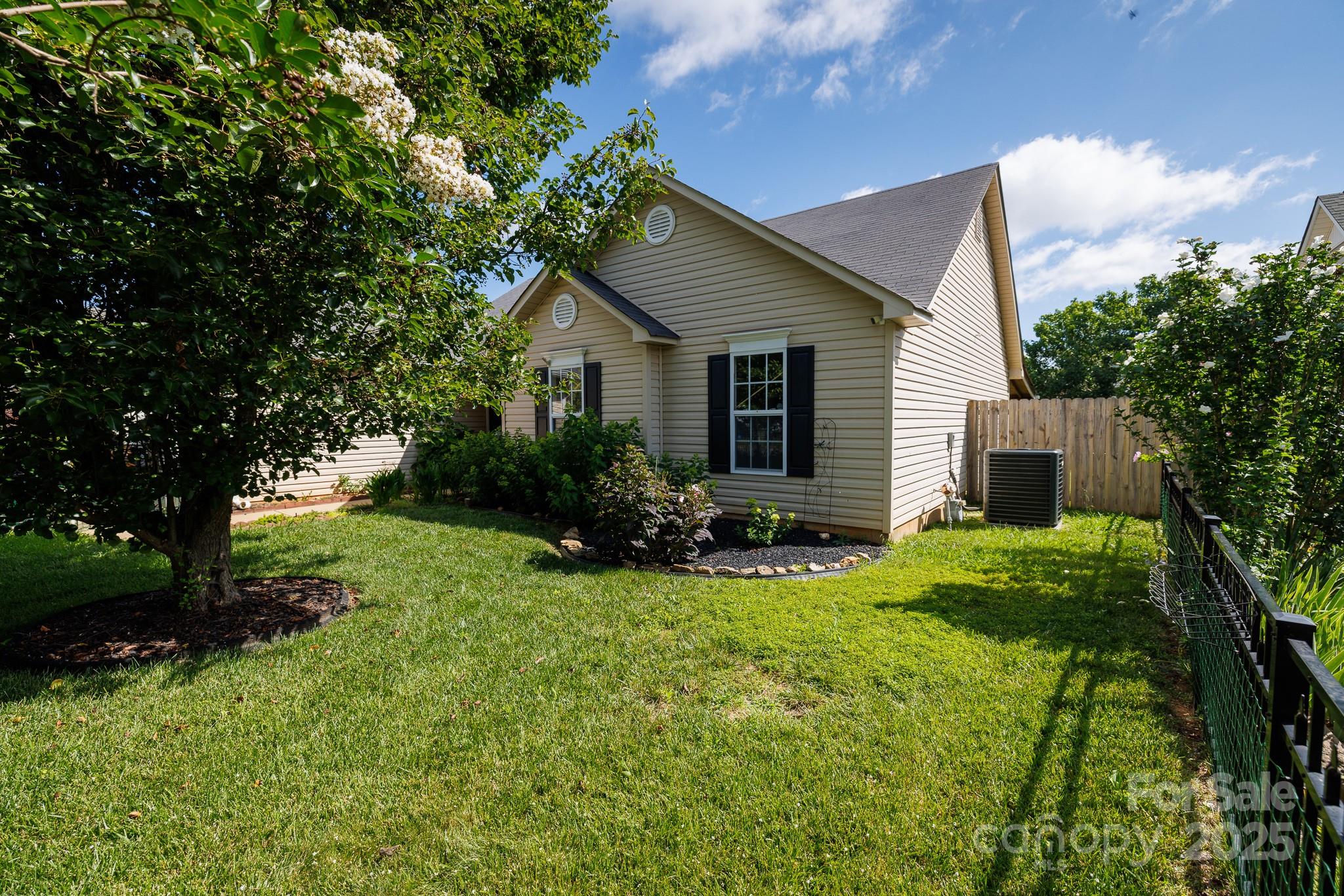 5806 Autumn Trace Lane