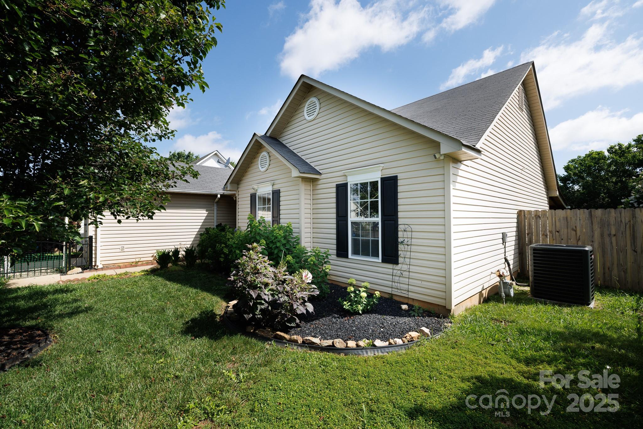 5806 Autumn Trace Lane