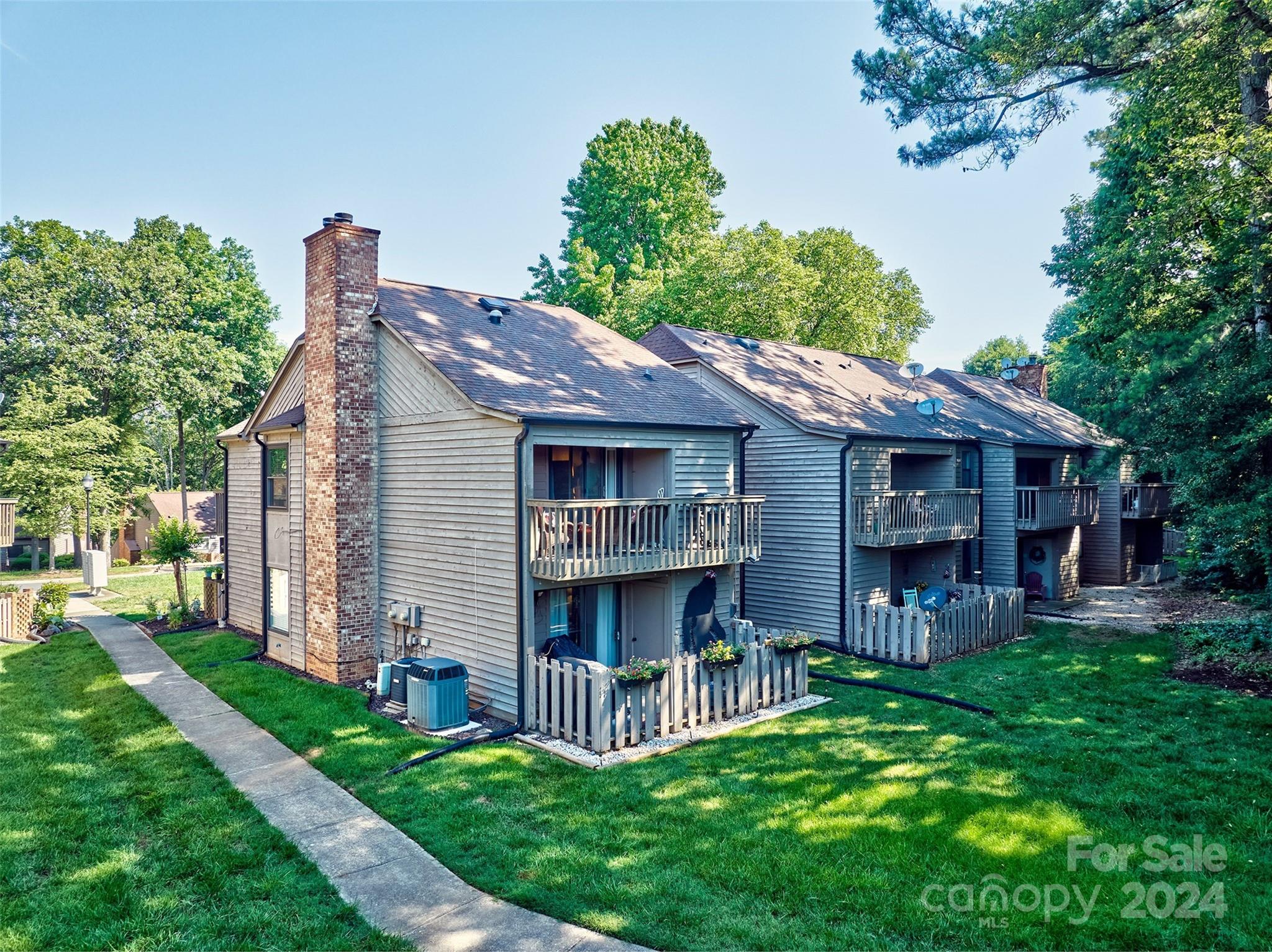 Lake Wylie Woods - Residential