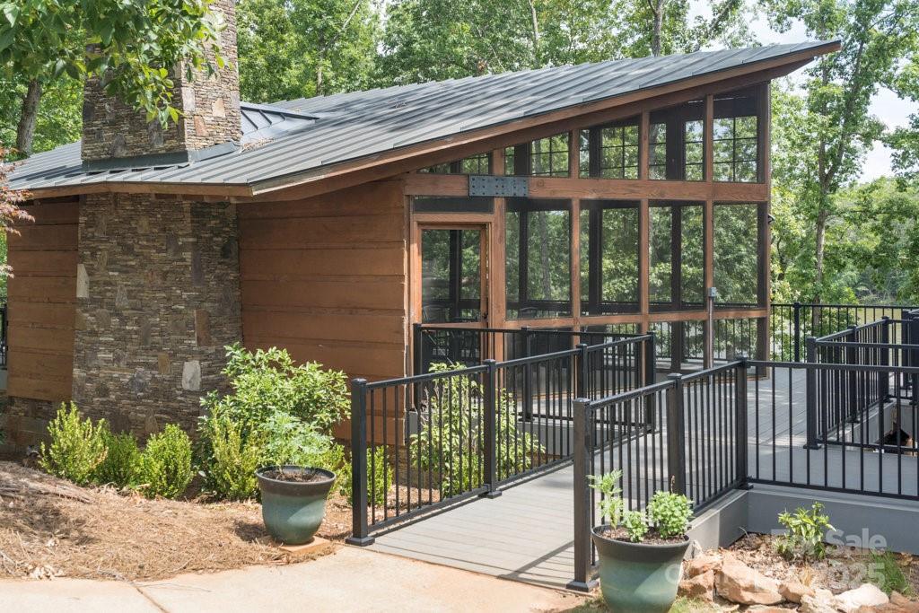 Edgewater - Residential