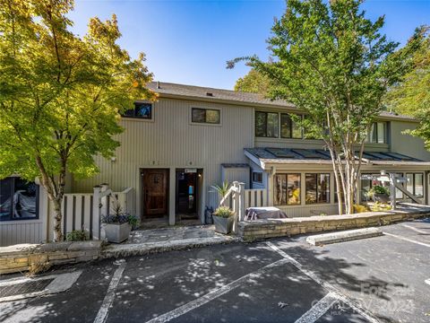 A home in Lake Toxaway