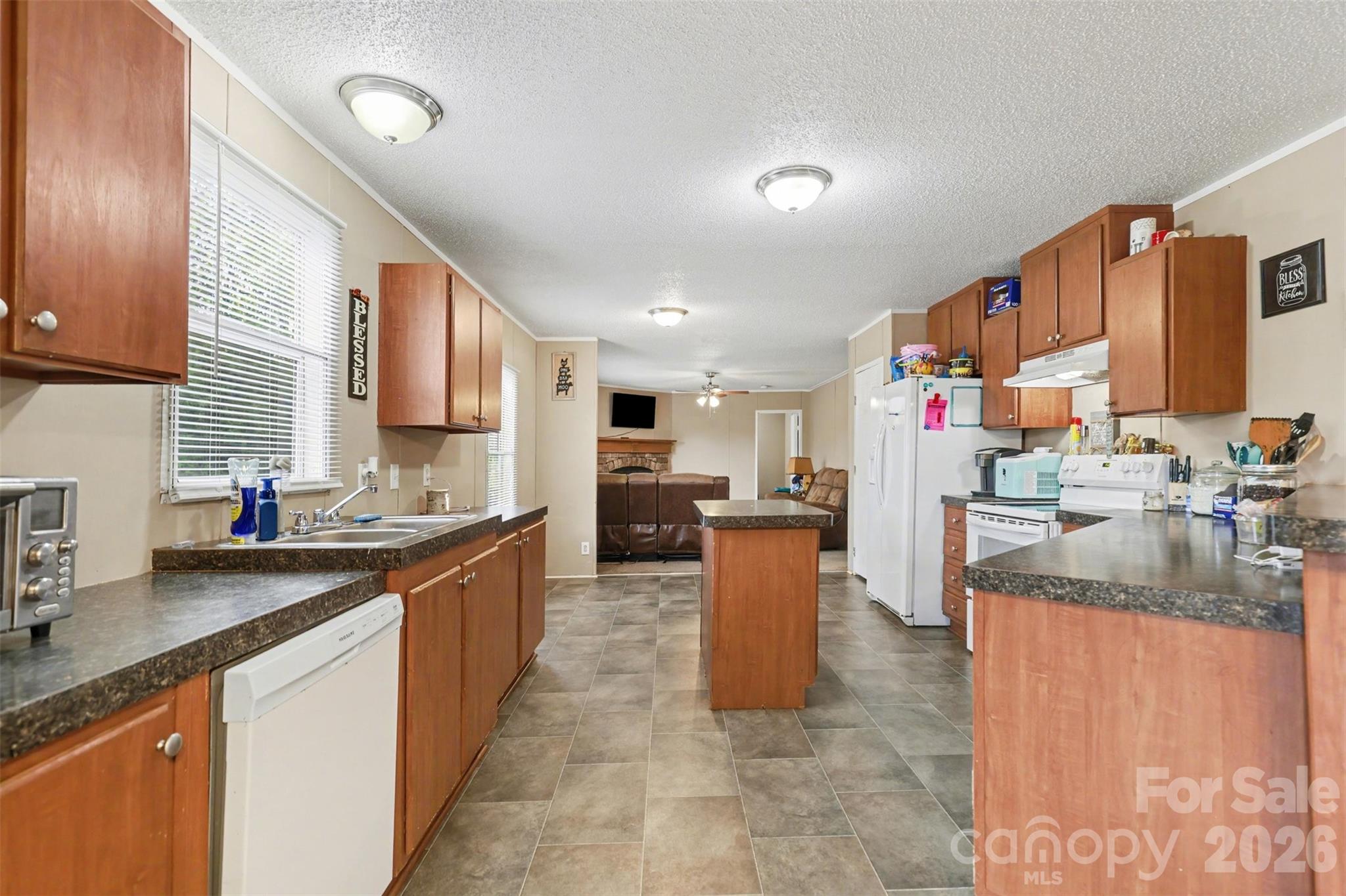 Pine Springs - Residential