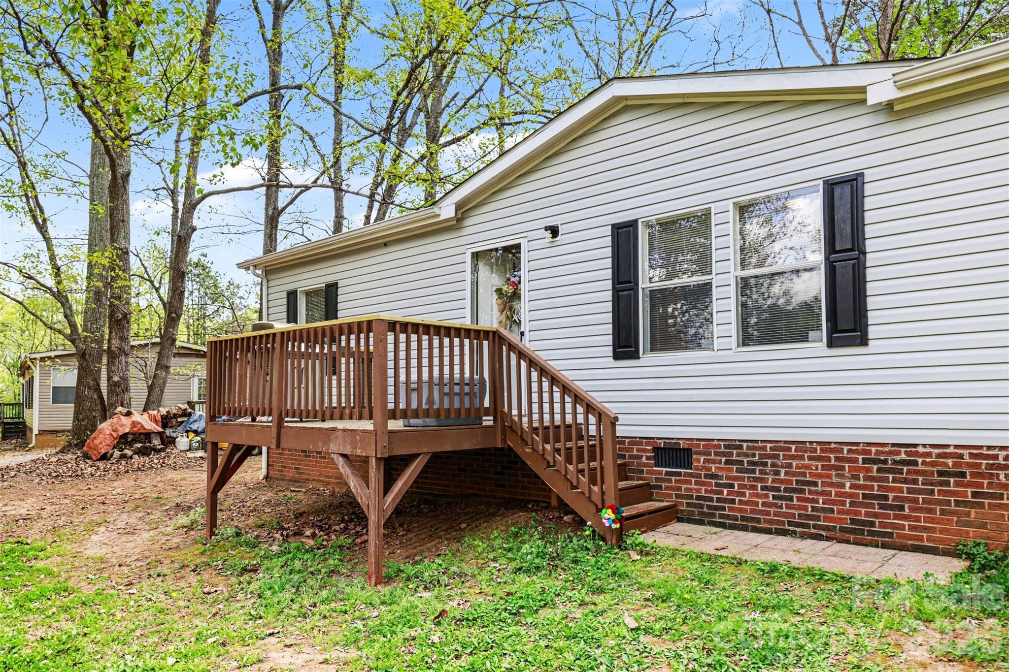 Pine Springs - Residential