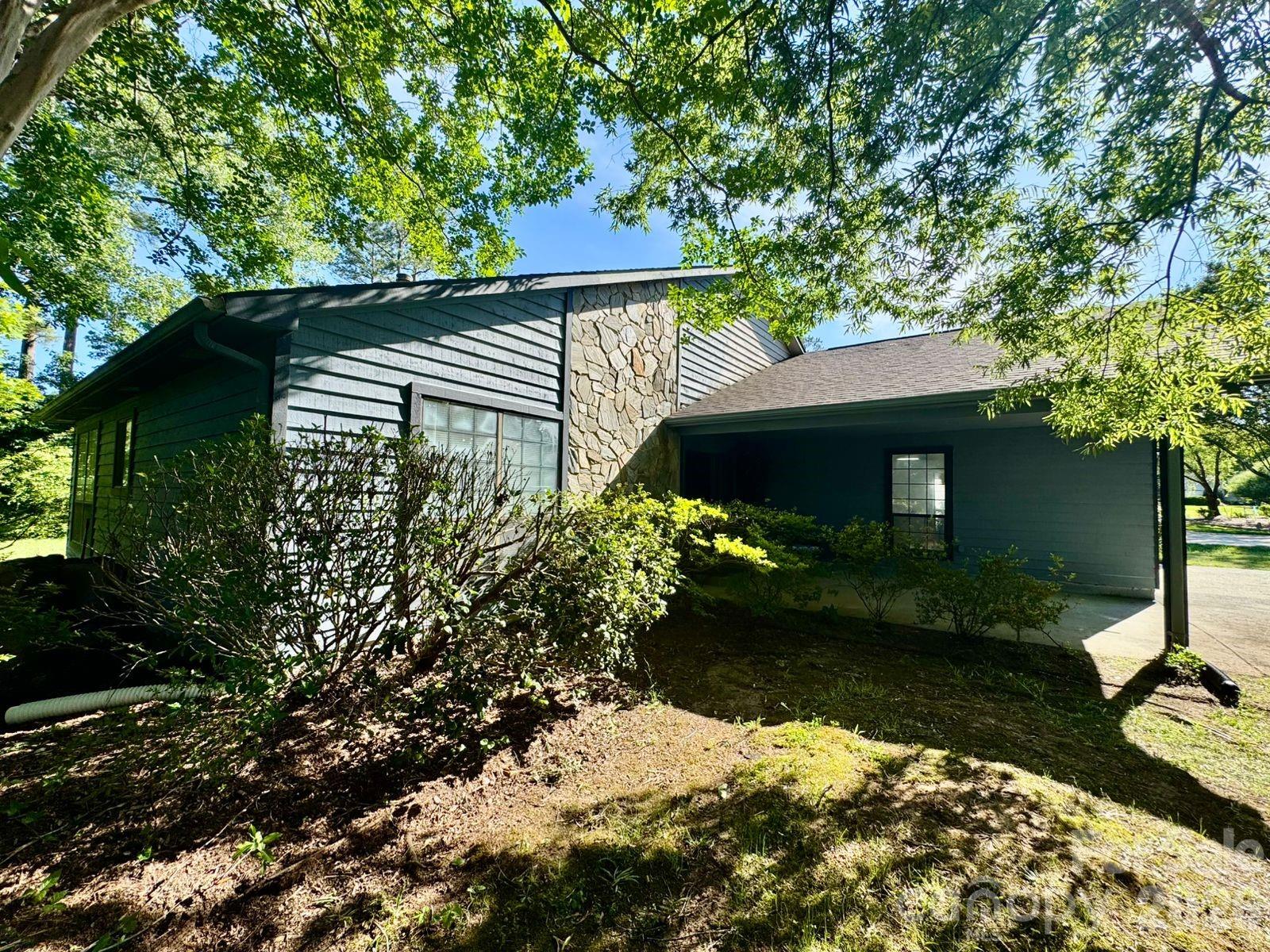 11209 Snapfinger Drive 25