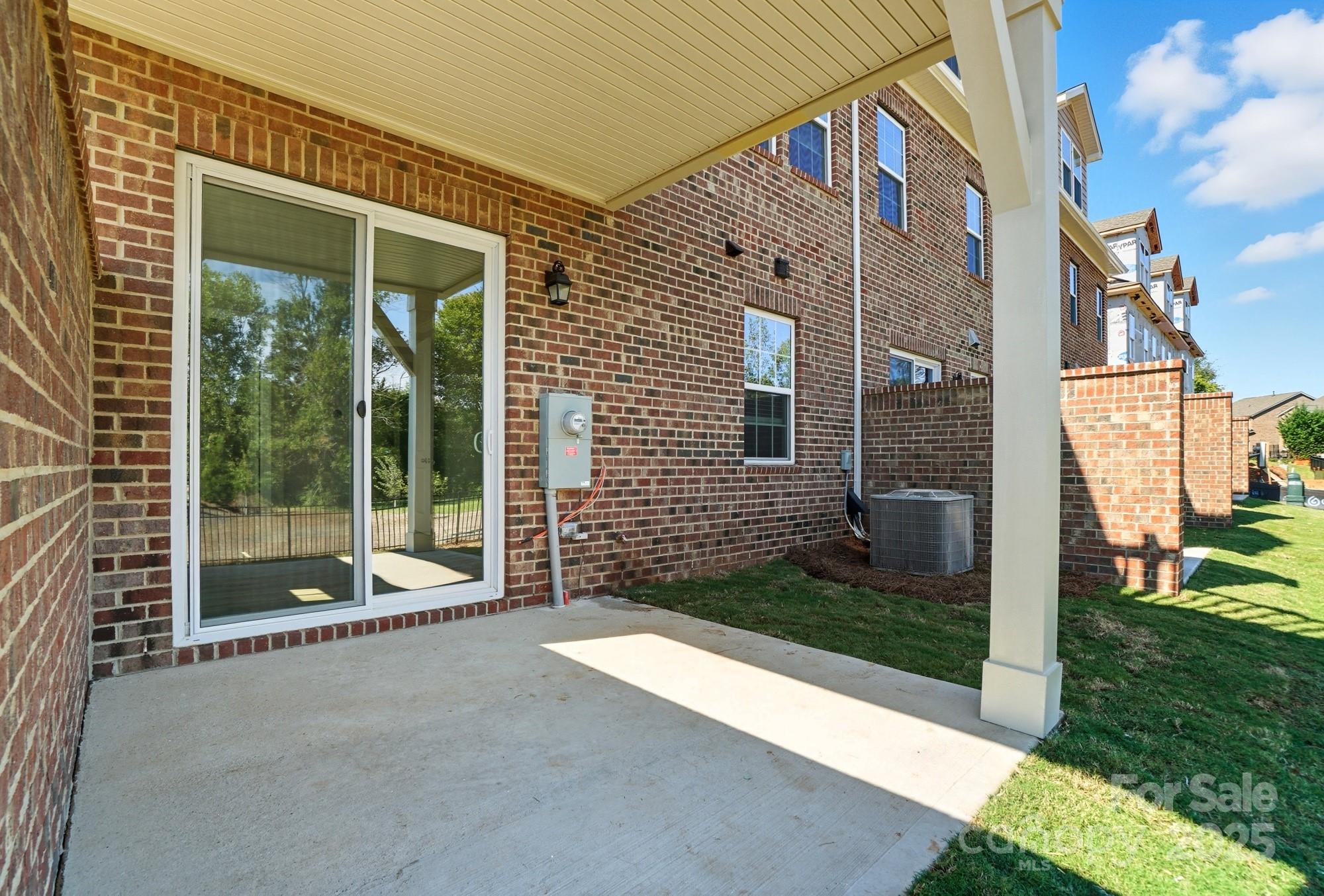 Townes At Wade Ardrey - Residential