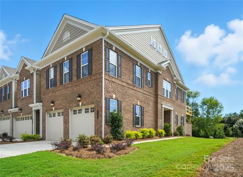 12123 Lavinia Lane Charlotte NC 28277