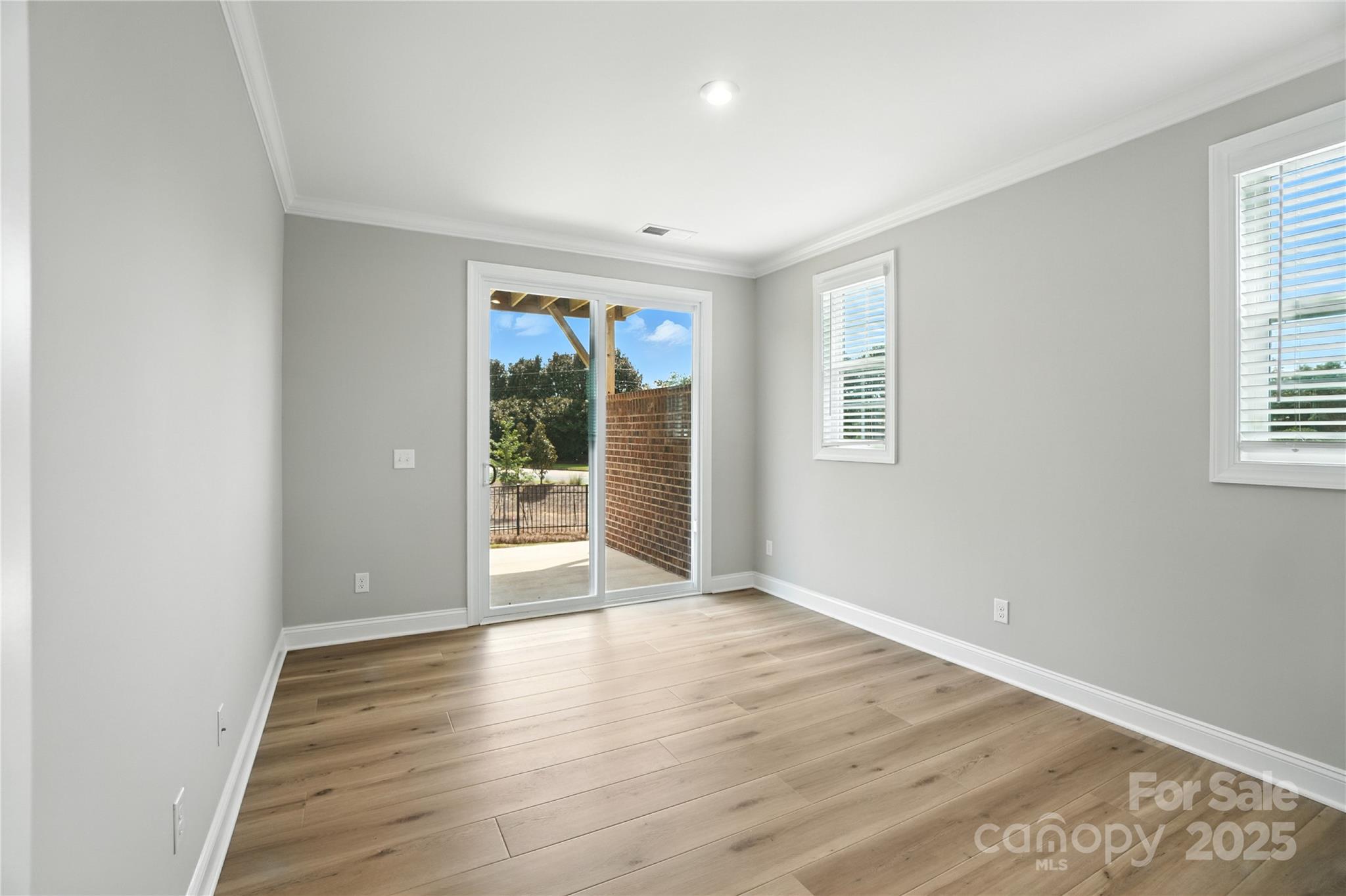 Townes At Wade Ardrey - Residential