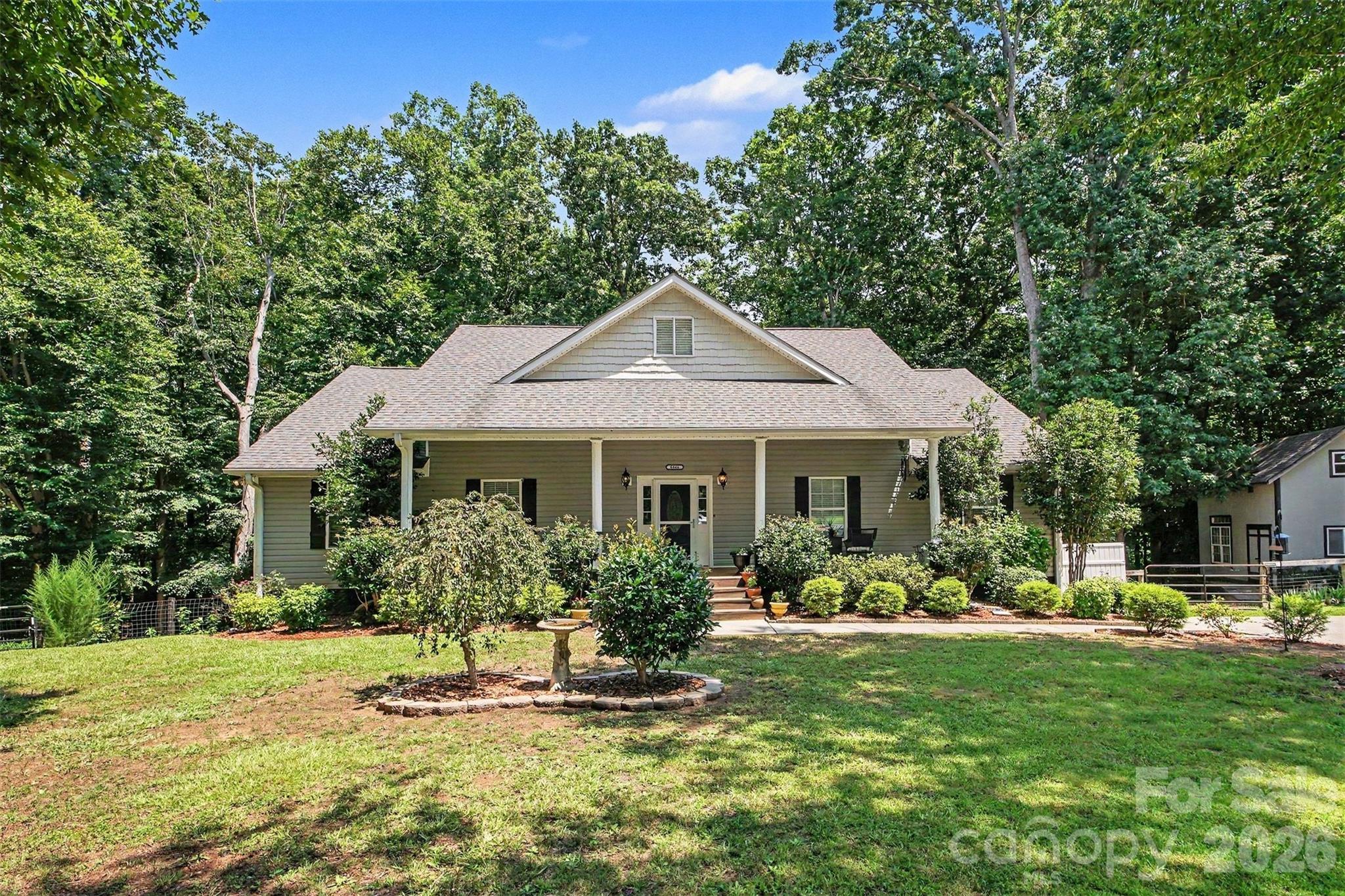 8446 Aqua Lane