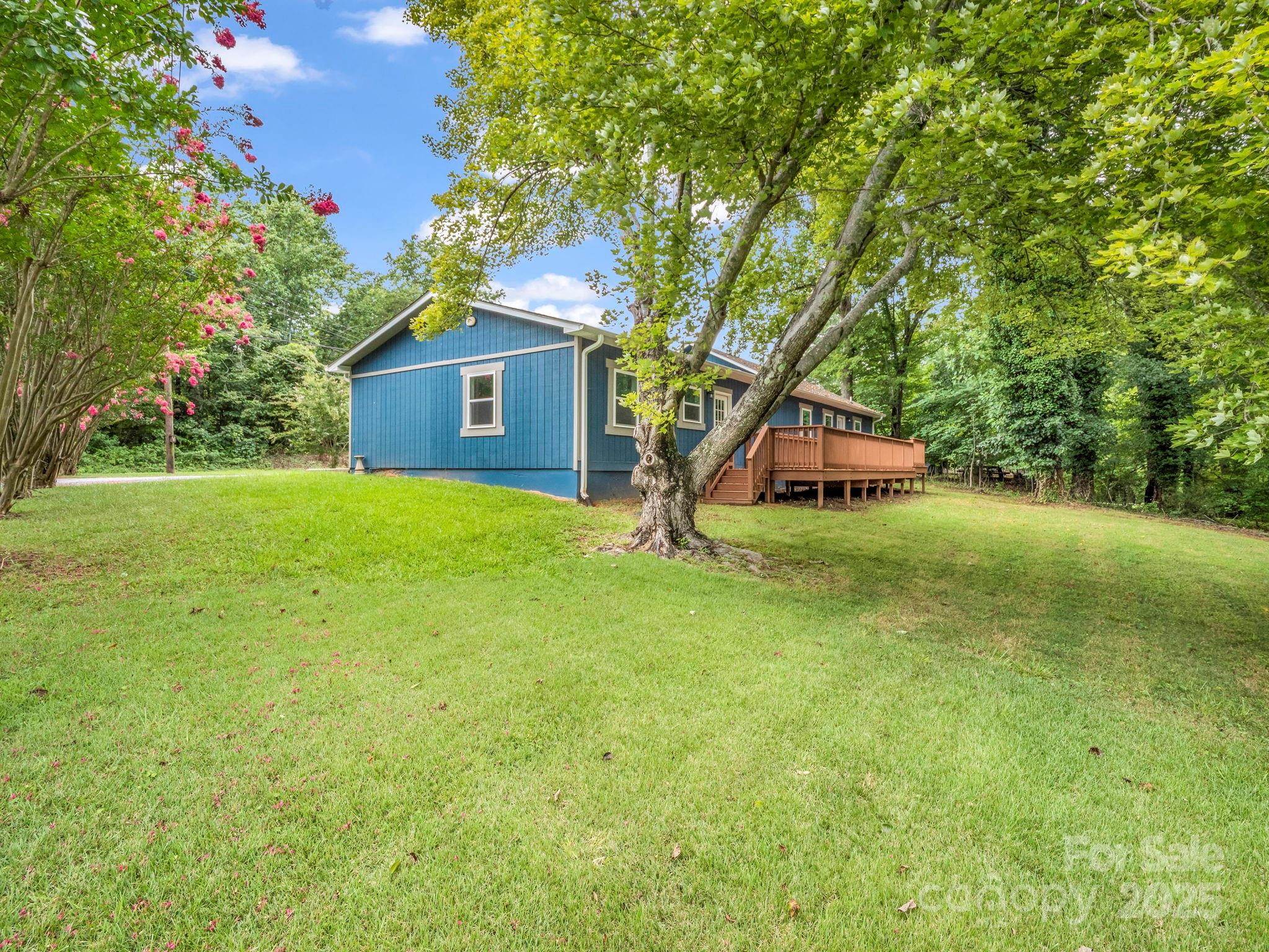 611 Peniel Road