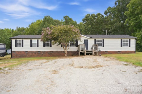 Photo of 4688 Taxahaw Road, Lancaster, SC 29720 (MLS # 4422961)