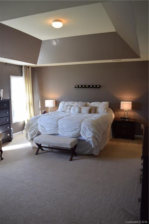 Old Stone Crossing - Residential