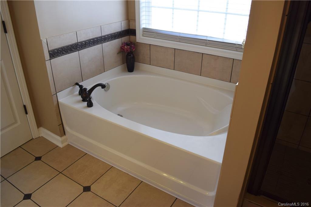 Old Stone Crossing - Residential