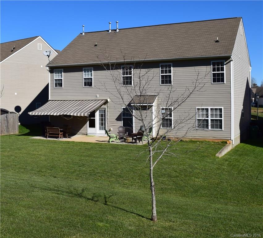 Old Stone Crossing - Residential