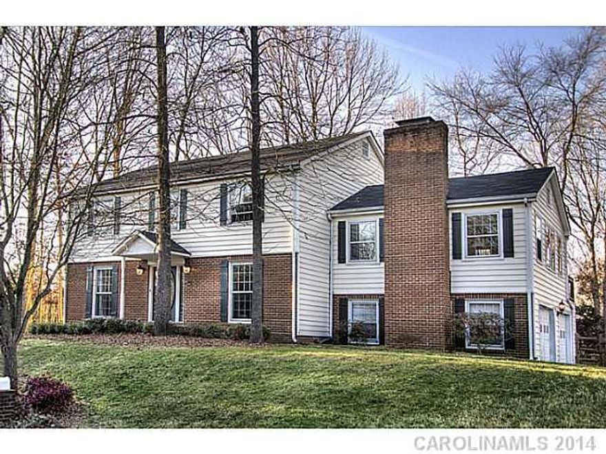 Fantastic south Charlotte location just minutes from Southpark. Updated kitchen w/granite countertops, marble backsplash & stainless appliances.  Master bedroom w/2 closets, large bathroom w/shower & jetted tub. Bonus room offers a fireplace & private terrace.  New roof 2010, HVAC replaced in 2008 &  2009. Huge deck w/hot tub, fenced backyard, storage building, side load 2 car garage w/workshop.