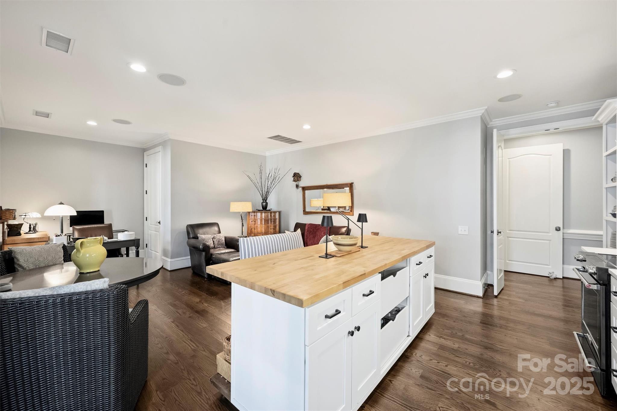 Myers Park - Residential