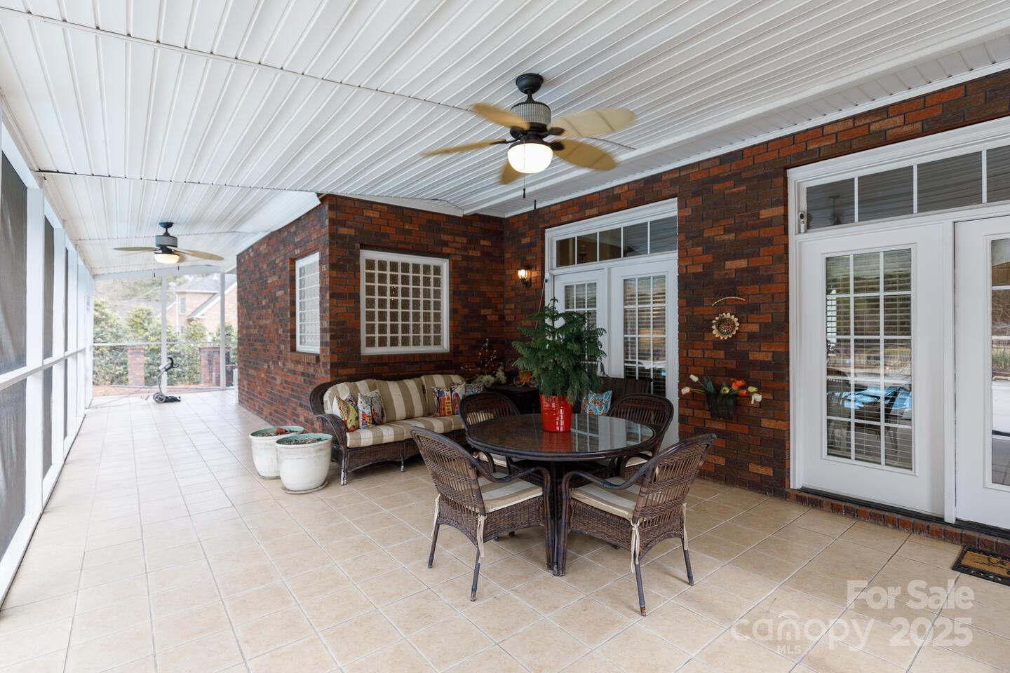 Huntington Farms - Residential