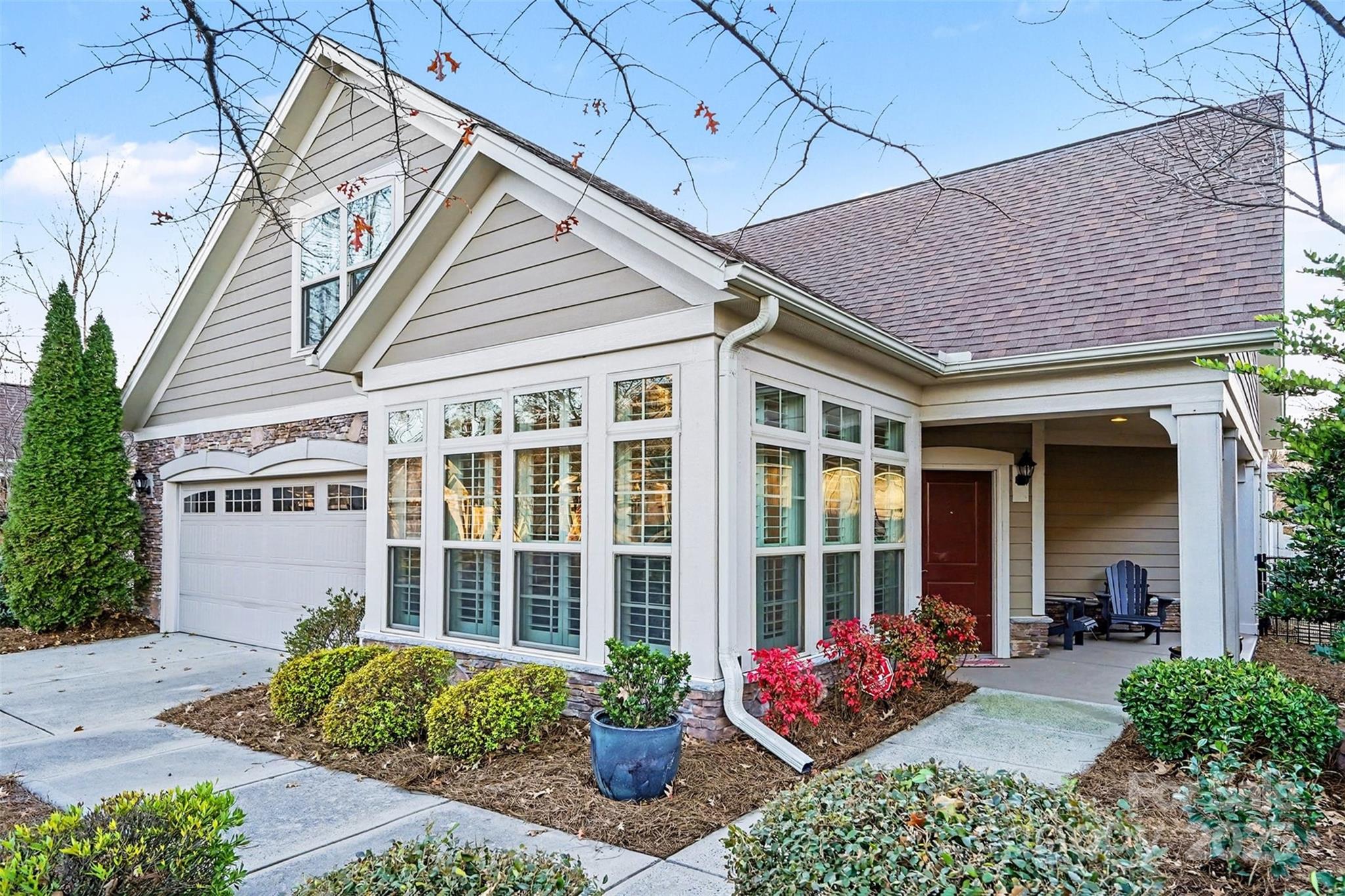 904 Morningstar Lane