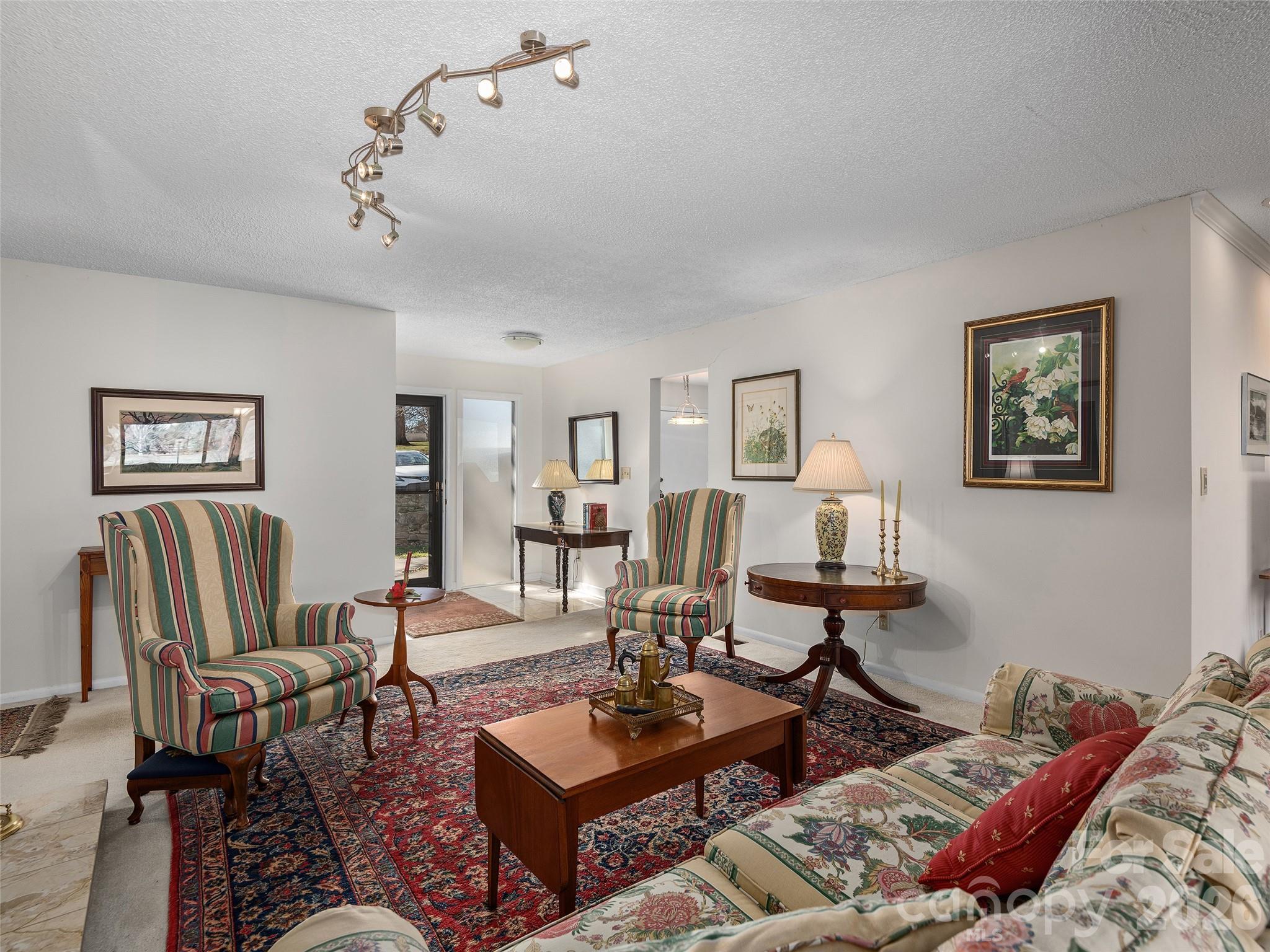 201 Crowfields Drive