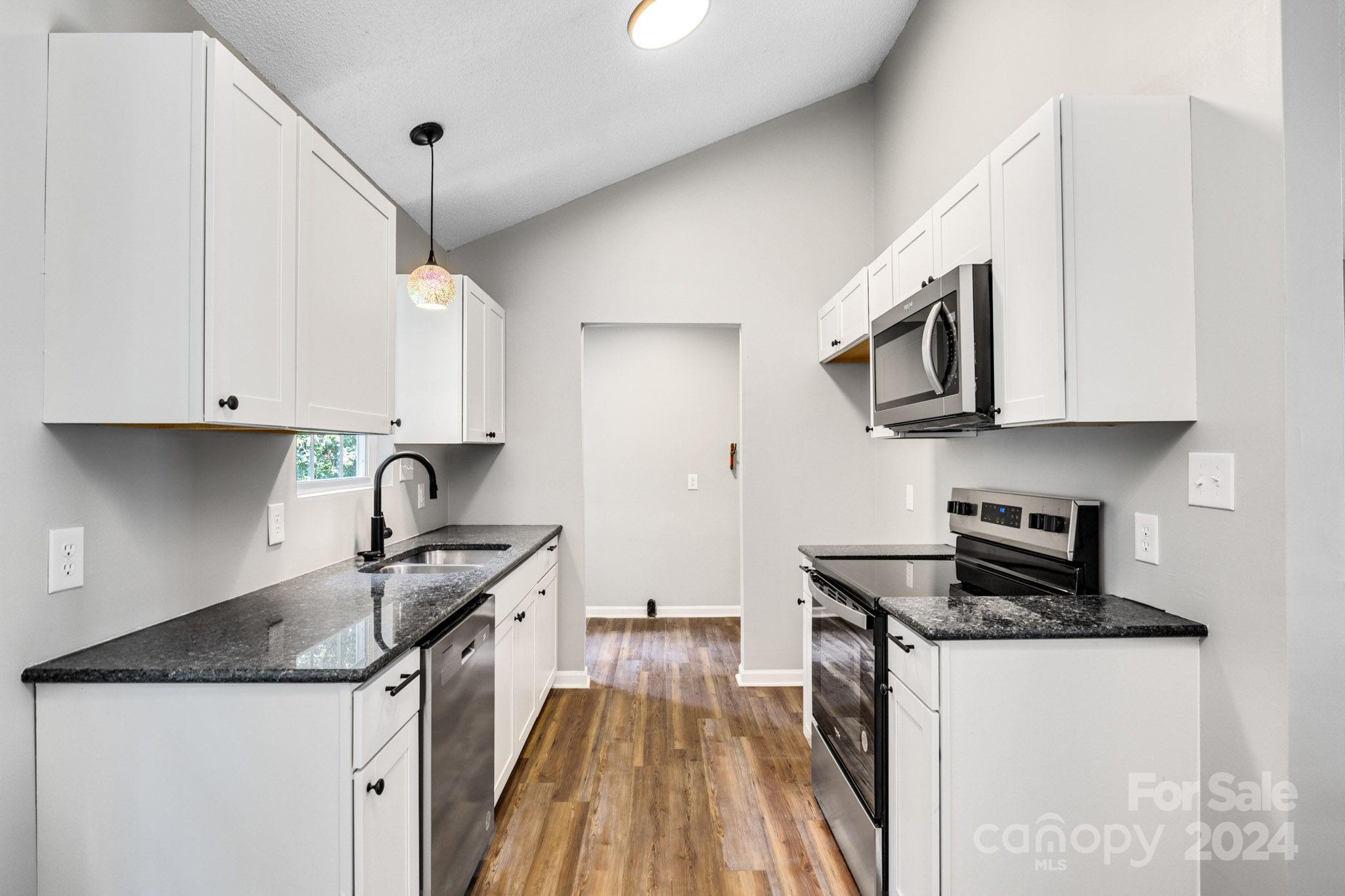 The Hamptons - Residential