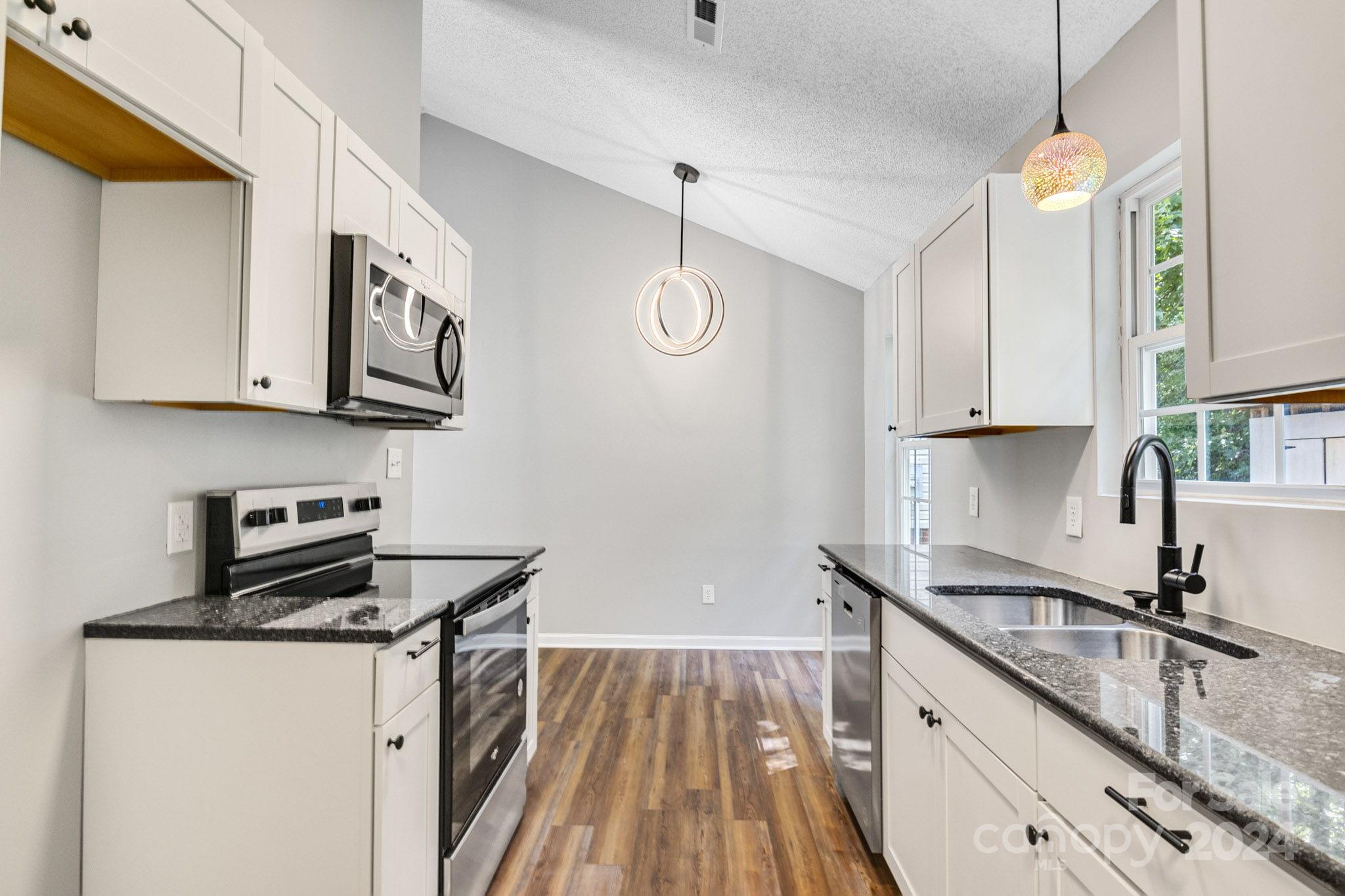 The Hamptons - Residential