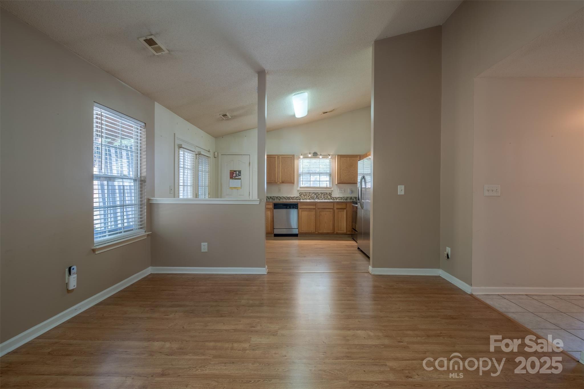 6808 Squirrels Foot Court