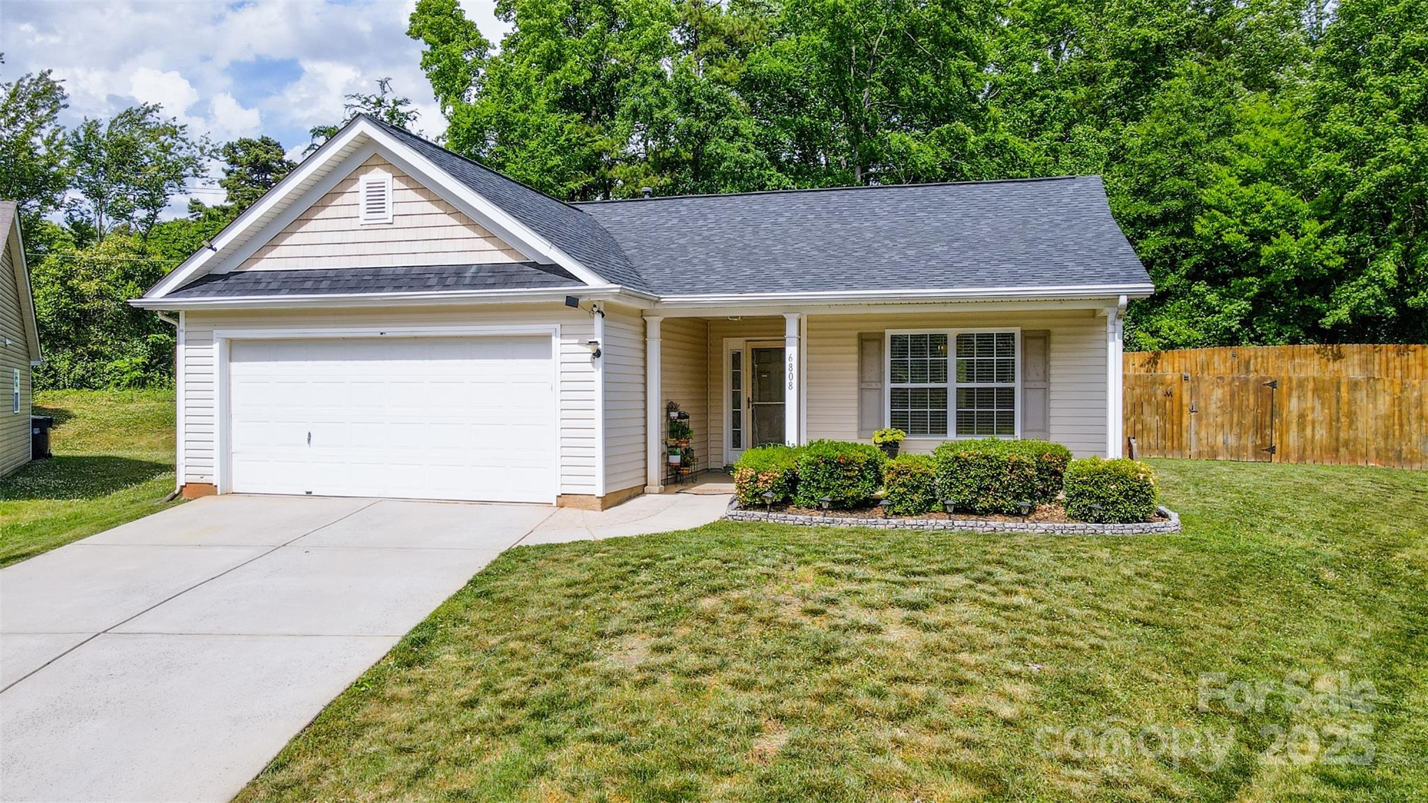 6808 Squirrels Foot Court