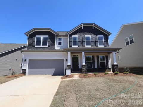 Photo of 1719 Boulder Ridge Drive, Gastonia, NC 28052 (MLS # 4346176)