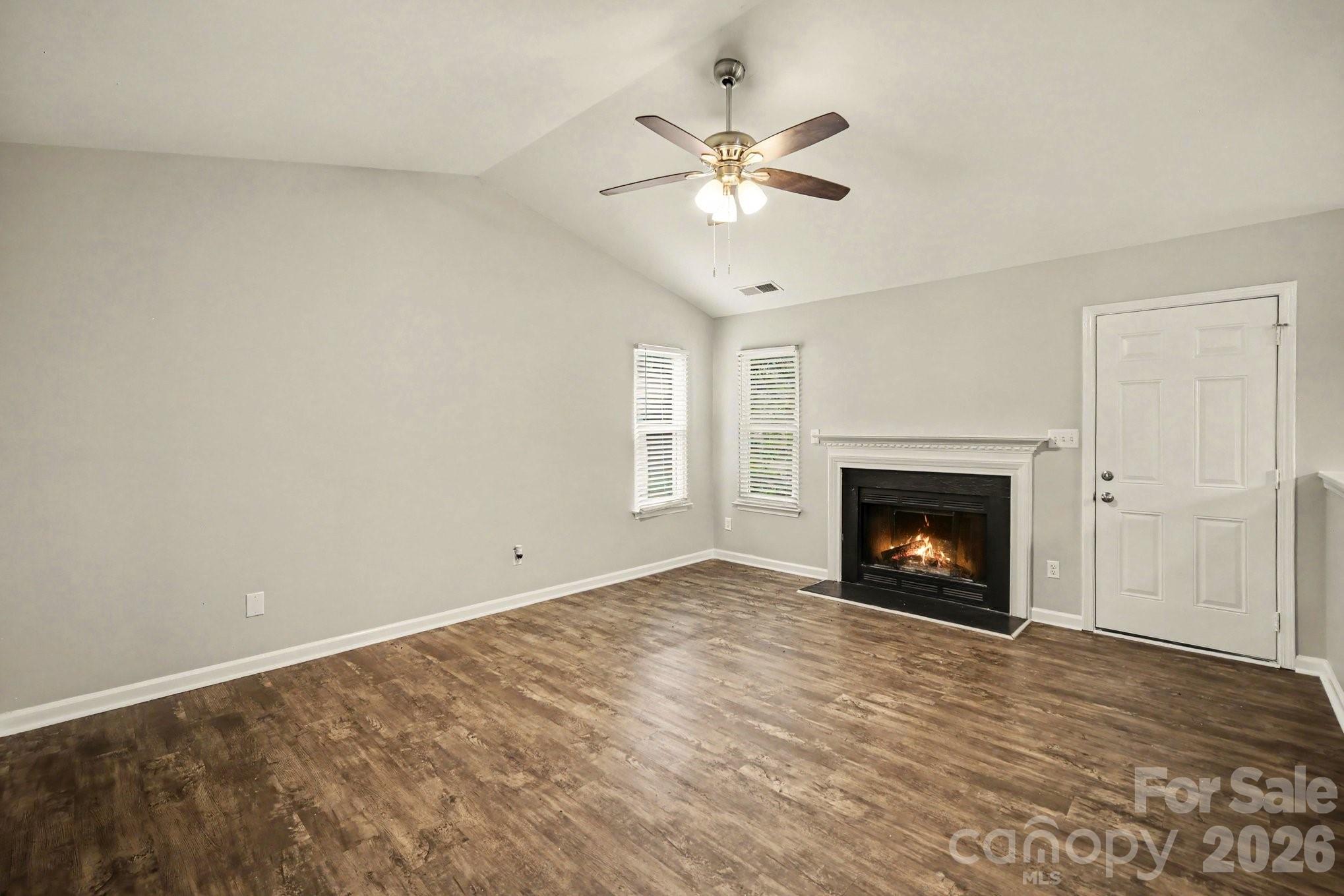 2732 Black Walnut Lane