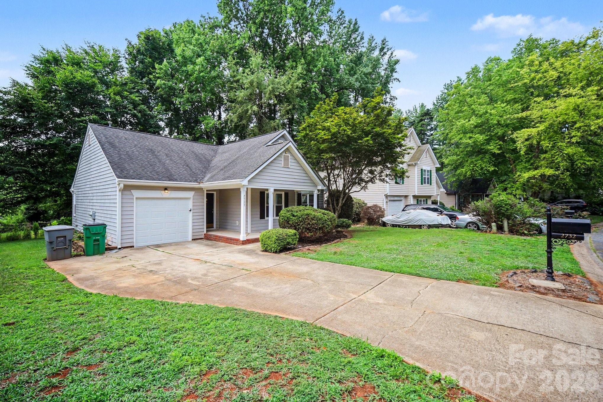 2732 Black Walnut Lane