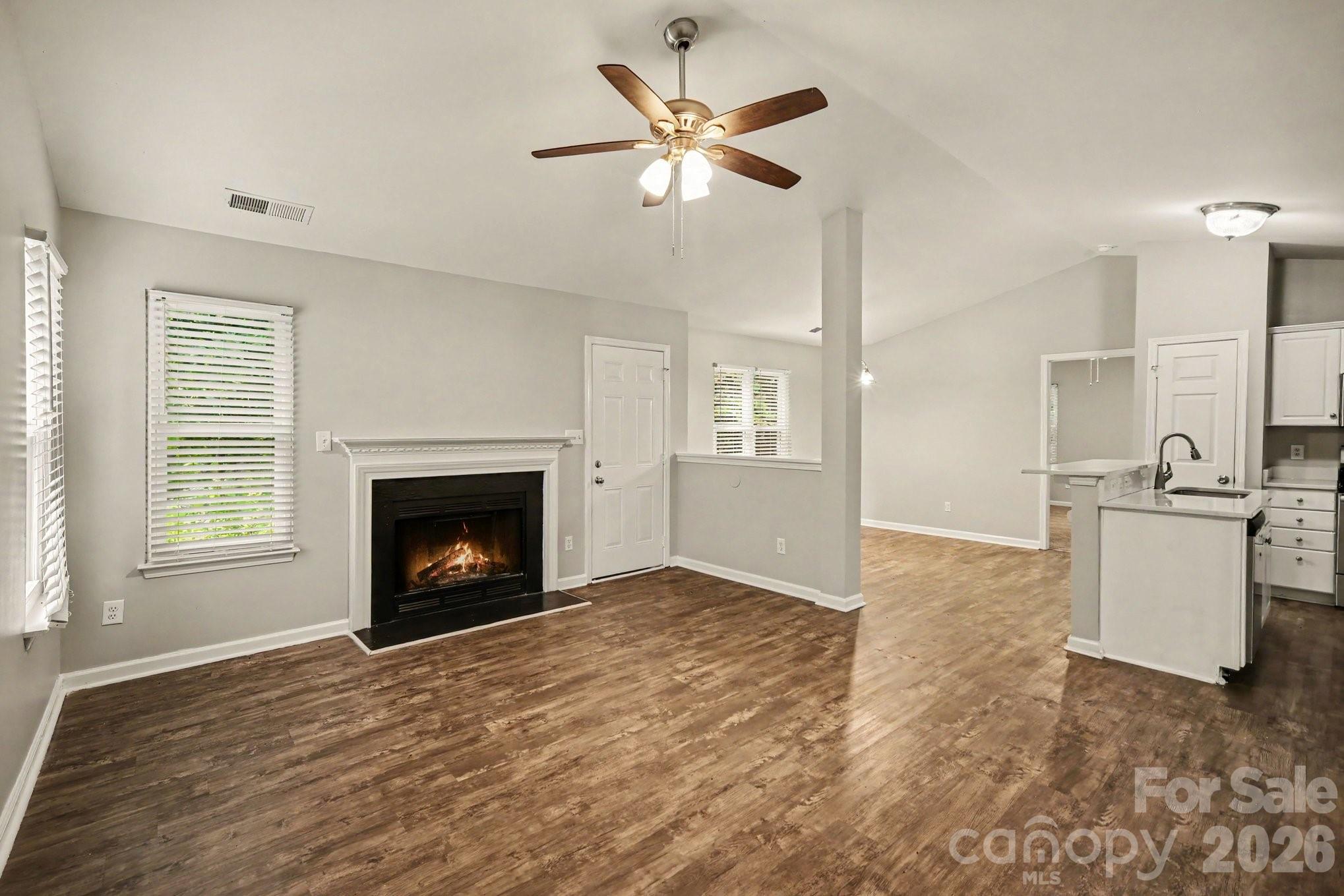 2732 Black Walnut Lane