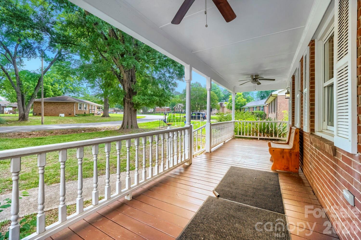 221 Eden Circle