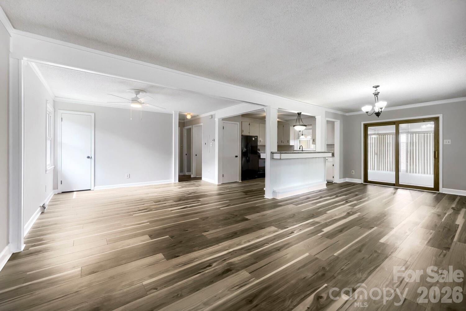 221 Eden Circle